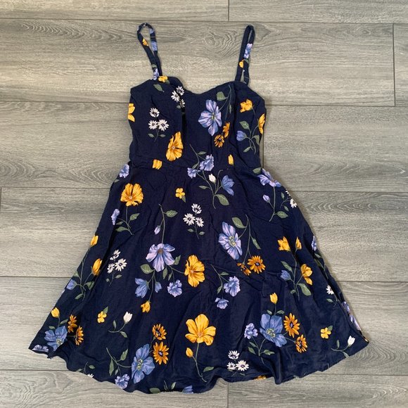Old Navy Dresses & Skirts - Old Navy Blue Floral Dress Size M